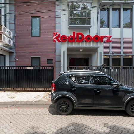 Reddoorz Near Grand City Mall 2 Surabaya Exteriör bild