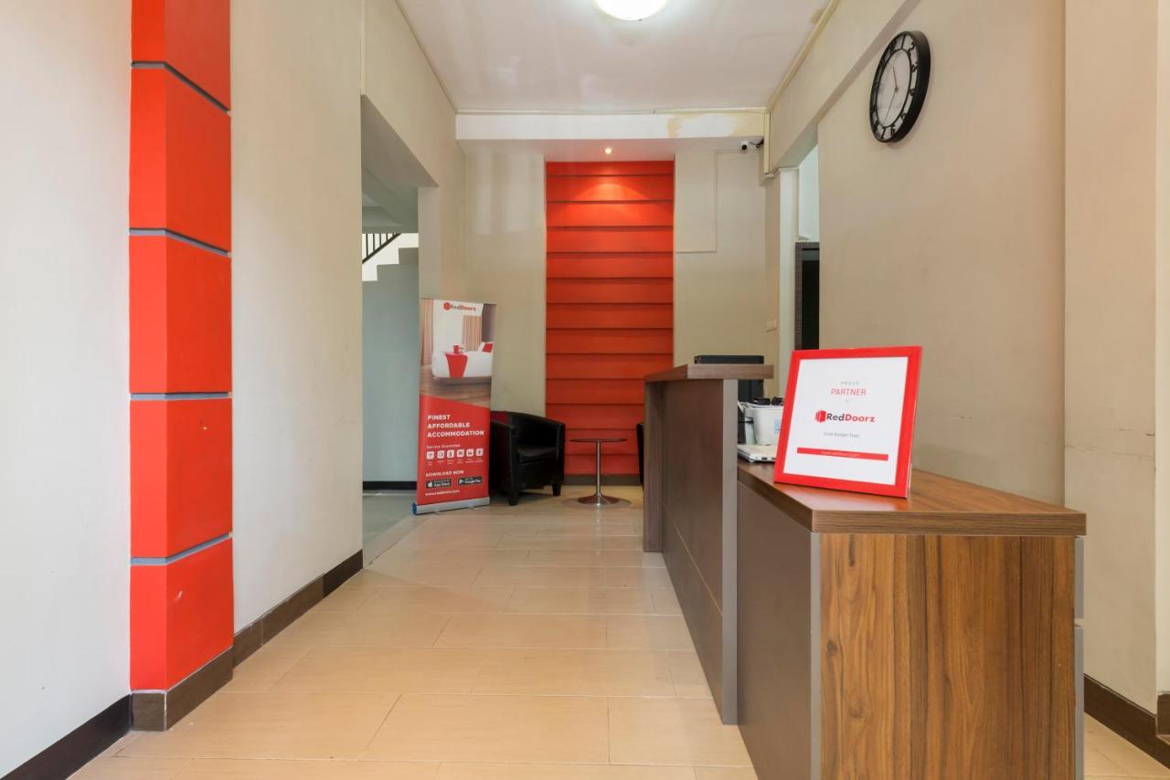Reddoorz Near Grand City Mall 2 Surabaya Exteriör bild