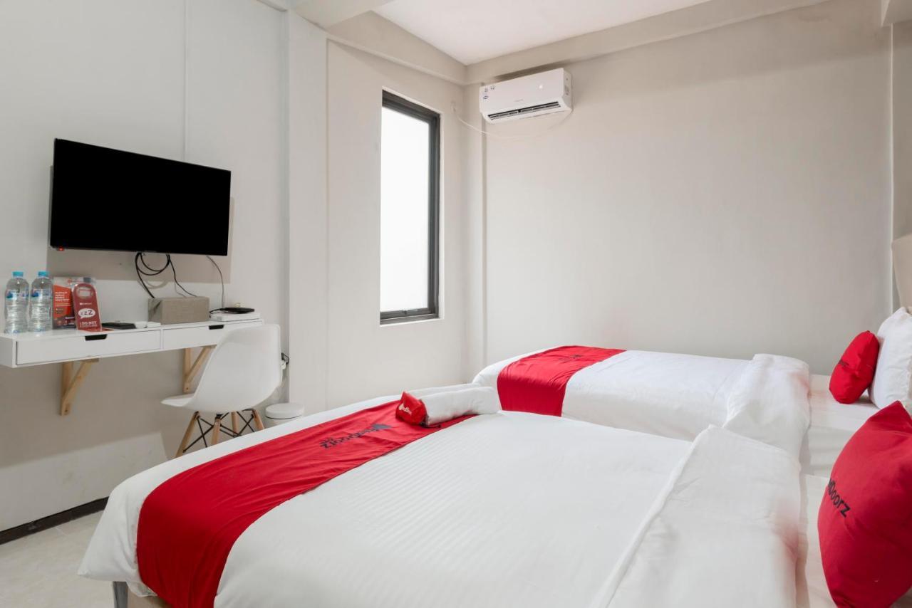 Reddoorz Near Grand City Mall 2 Surabaya Exteriör bild